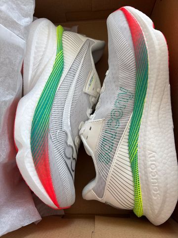 Saucony Endorphin Azura 2026 Running Shoes d'occasion