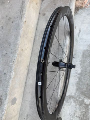 Used Zipp 303 Firecrest 2022 bike — image 11 of 17