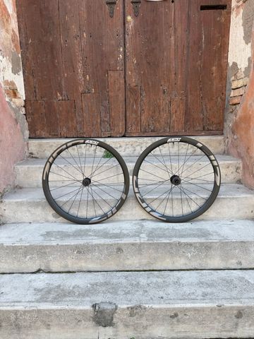 Gebrauchtes Zipp 303 Firecrest 2022 Wheels