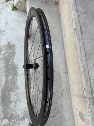 Used Zipp 303 Firecrest 2022 bike — image 10 of 17
