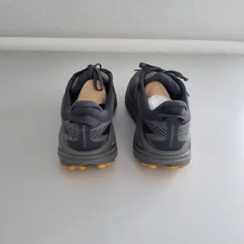 Used Hoka Challenger 8 GTX bike — image 2 of 7