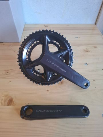 Shimano Ultegra FC-R8100 52-36 12s. Drivetrain & Pedals usato