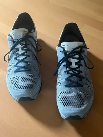Used On Running Laufschuh Größe 44 bike — image 2 of 6