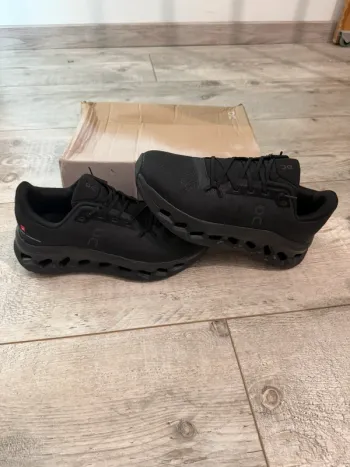 Used On Running Shoes bike — image 3 of 3