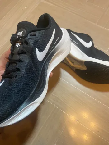 Used Nike Zoom Fly 5 bike — image 6 of 13