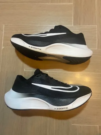 Used Nike Zoom Fly 5 bike