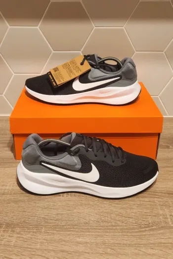 Used Nike Revolution 7 bike