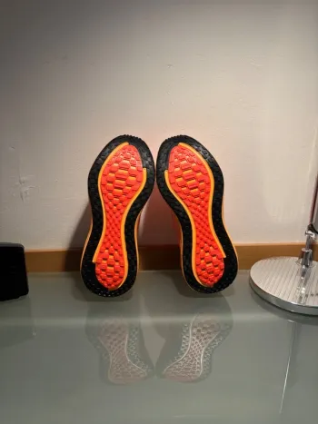 Nike Vomero Plus bike usato — immagine 4 di 6