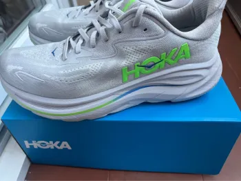 Used Hoka Clifton bike — image 4 of 13