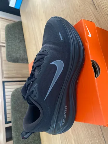 Tweedehands Nike Vomero bike — afbeelding 2 van 7