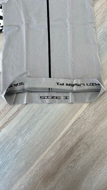 Used Assos Summer P1 Skin Layer 2026 bike — image 7 of 13