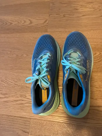 Used Hoka Mach 6 bike — image 7 of 8