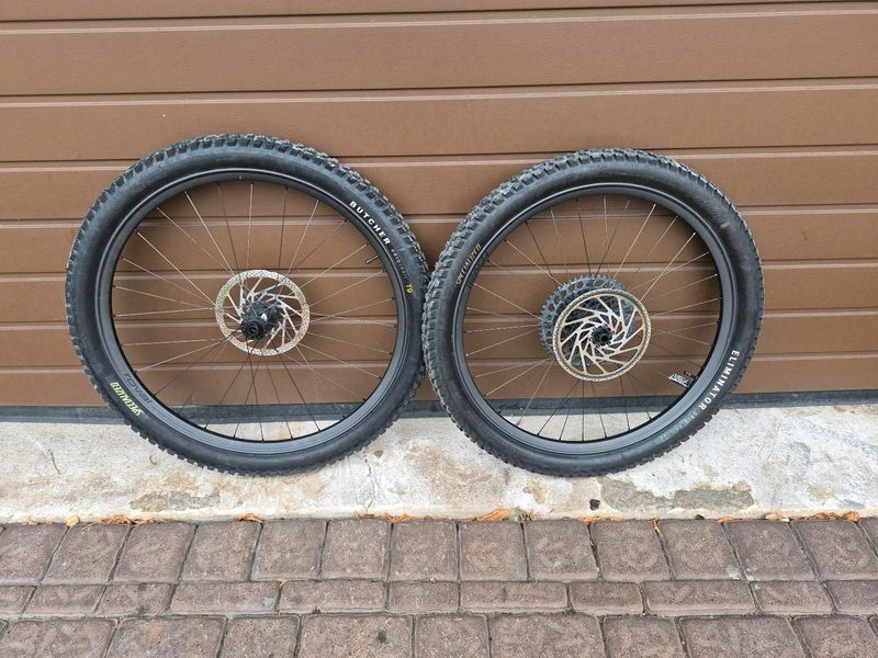 Gebrauchtes Specialized Roval Traverse Carbon HD bike — Bild 2 von 8