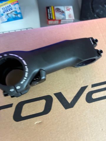 Used Specialized Tarmac Integrated Stem bike — image 3 of 10