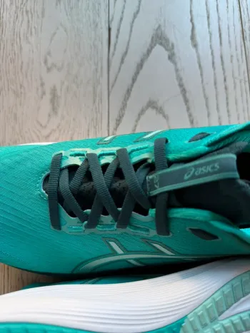 Asics Gel Nimbus 27 bike d'occasion — image 10 sur 11