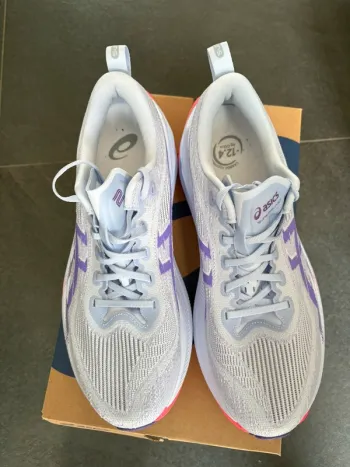 Used Asics Superblast 2 bike — image 2 of 8