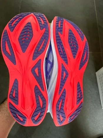 Used Asics Superblast 2 bike — image 6 of 8