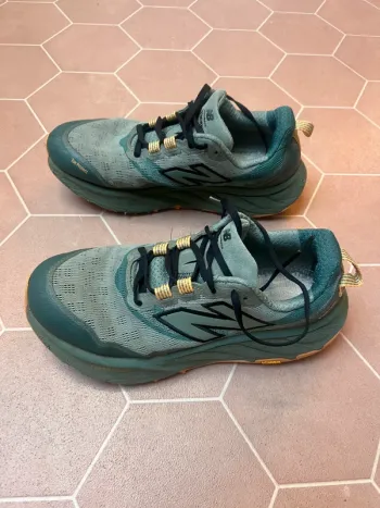New Balance Hierro 9 bike de segunda mano — imagen 3 de 8