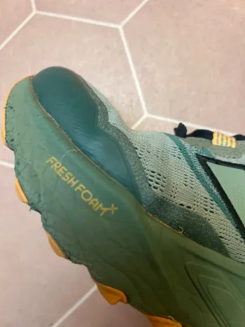 New Balance Hierro 9 bike de segunda mano — imagen 8 de 8