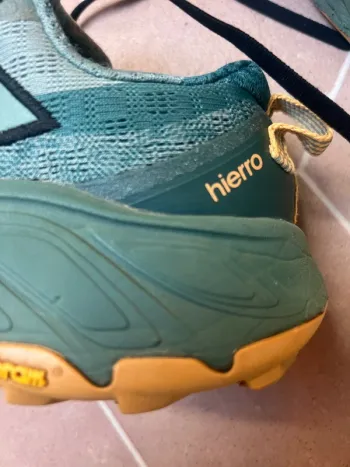 New Balance Hierro 9 bike de segunda mano — imagen 7 de 8