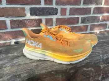 Used Hoka Clifton 9 bike — image 3 of 8