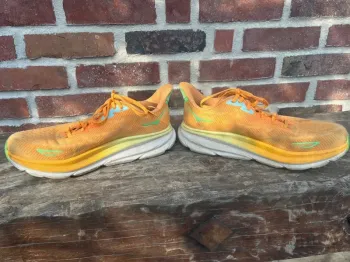 Used Hoka Clifton 9 bike — image 2 of 8