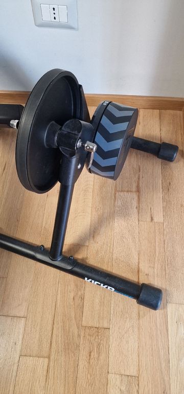 Gebrauchtes Wahoo KICKR CORE 2022 bike — Bild 2 von 2