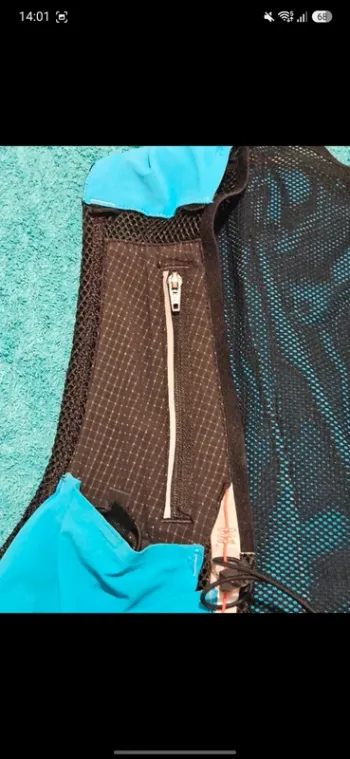 Used Salomon Sense Ultra 8L bike — image 7 of 8