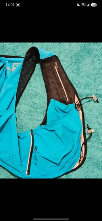 Used Salomon Sense Ultra 8L bike — image 4 of 8