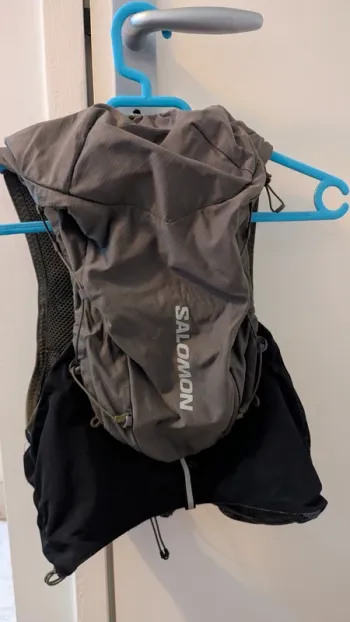 Used Salomon Adv Skin 12L bike — image 3 of 5