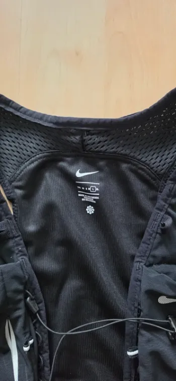 Used Nike Laufweste Größe L bike — image 2 of 3
