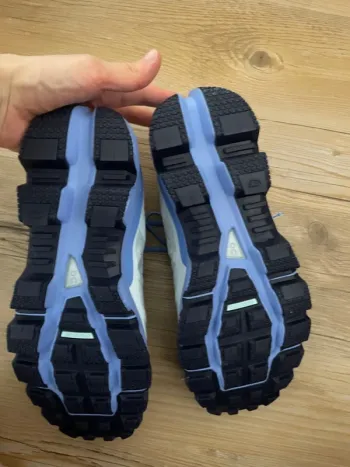Gebrauchtes On Running Cloudventure bike — Bild 3 von 6