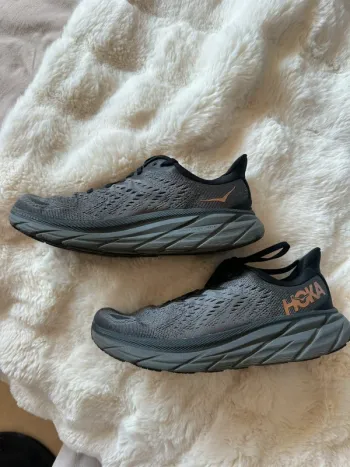 Used Hoka Clifton 9 bike — image 3 of 5