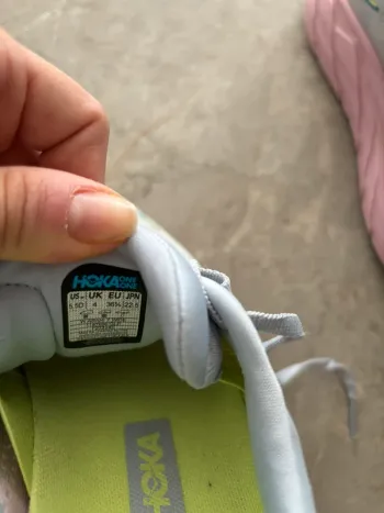 Used Hoka Arahi bike — image 2 of 2