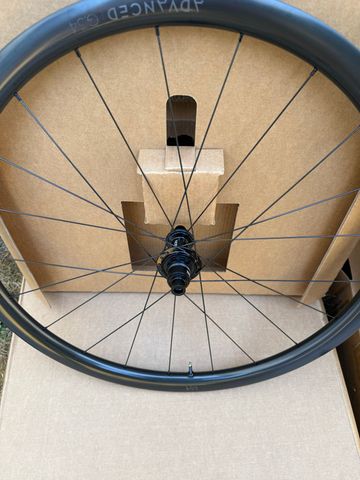 Used Newmen Advanced G.34 Wheels 2026 bike — image 3 of 11