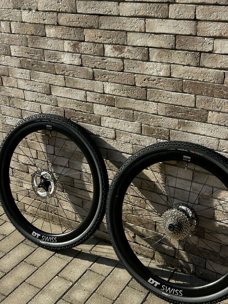Brugt Dt Swiss GRC1600 Spline bike — billede 2 af 17