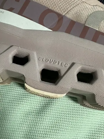 Brugt On Running Cloudmonster bike — billede 6 af 10