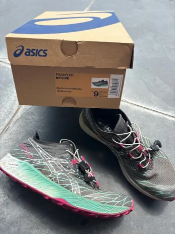 Gebrauchtes Asics Fujispeed bike