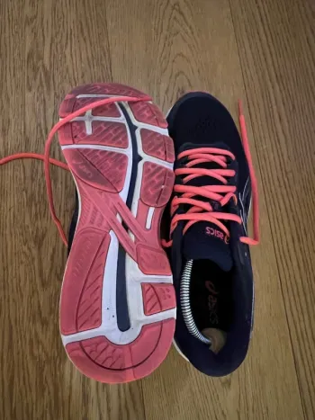 Asics GT 2000 bike usato — immagine 2 di 4