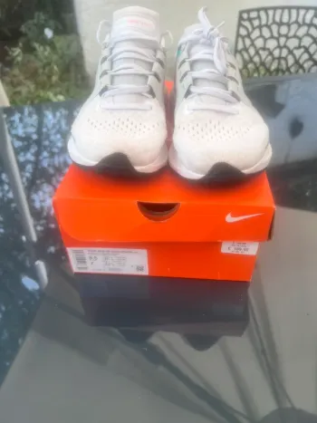 Nike Air Zoom Vomero 16 bike d'occasion