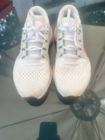 Nike Air Zoom Vomero 16 bike d'occasion — image 7 sur 9