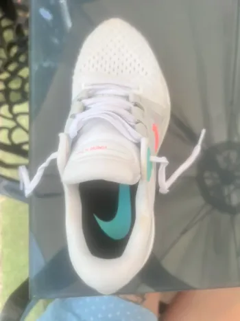 Nike Air Zoom Vomero 16 bike d'occasion — image 2 sur 9