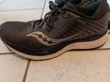 Saucony Guide 13 bike d'occasion — image 4 sur 7