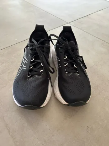 Used Asics Gel Nimbus bike — image 3 of 5