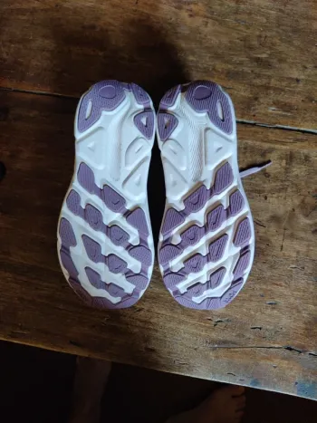 Hoka Clifton 9 bike de segunda mano — imagen 4 de 5