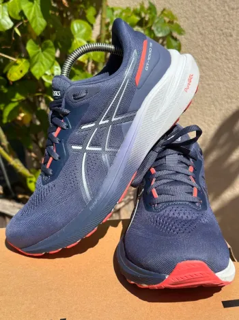 Käytetty Asics GT-1000 13 bike