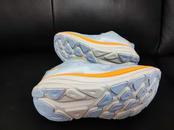 Hoka Clifton 9 bike de segunda mano — imagen 4 de 4