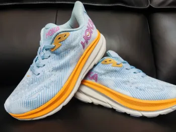 Hoka Clifton 9 bike de segunda mano — imagen 2 de 4