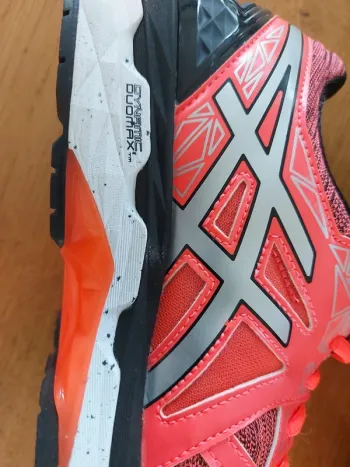 Tweedehands Asics Cumulus bike — afbeelding 8 van 15
