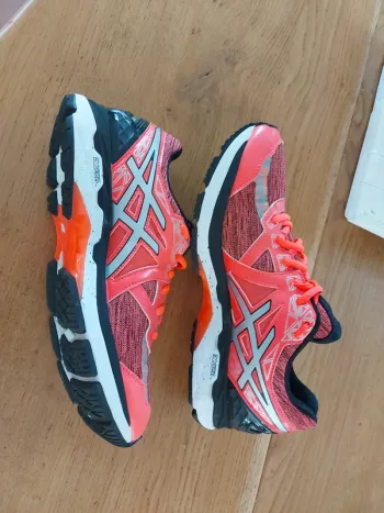 Tweedehands Asics Cumulus bike — afbeelding 6 van 15